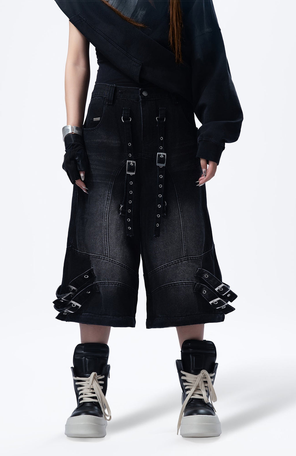 MOGONGSHE Detachable Drape-Strap Washed Jeans