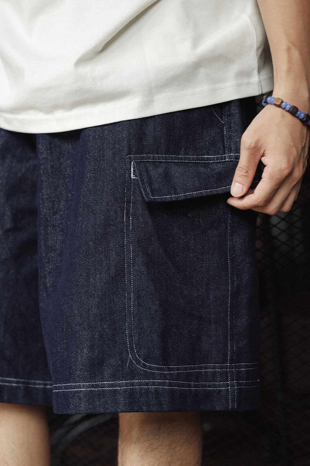 BANANA CLUB Essential Multi-Pocket Raw Shorts