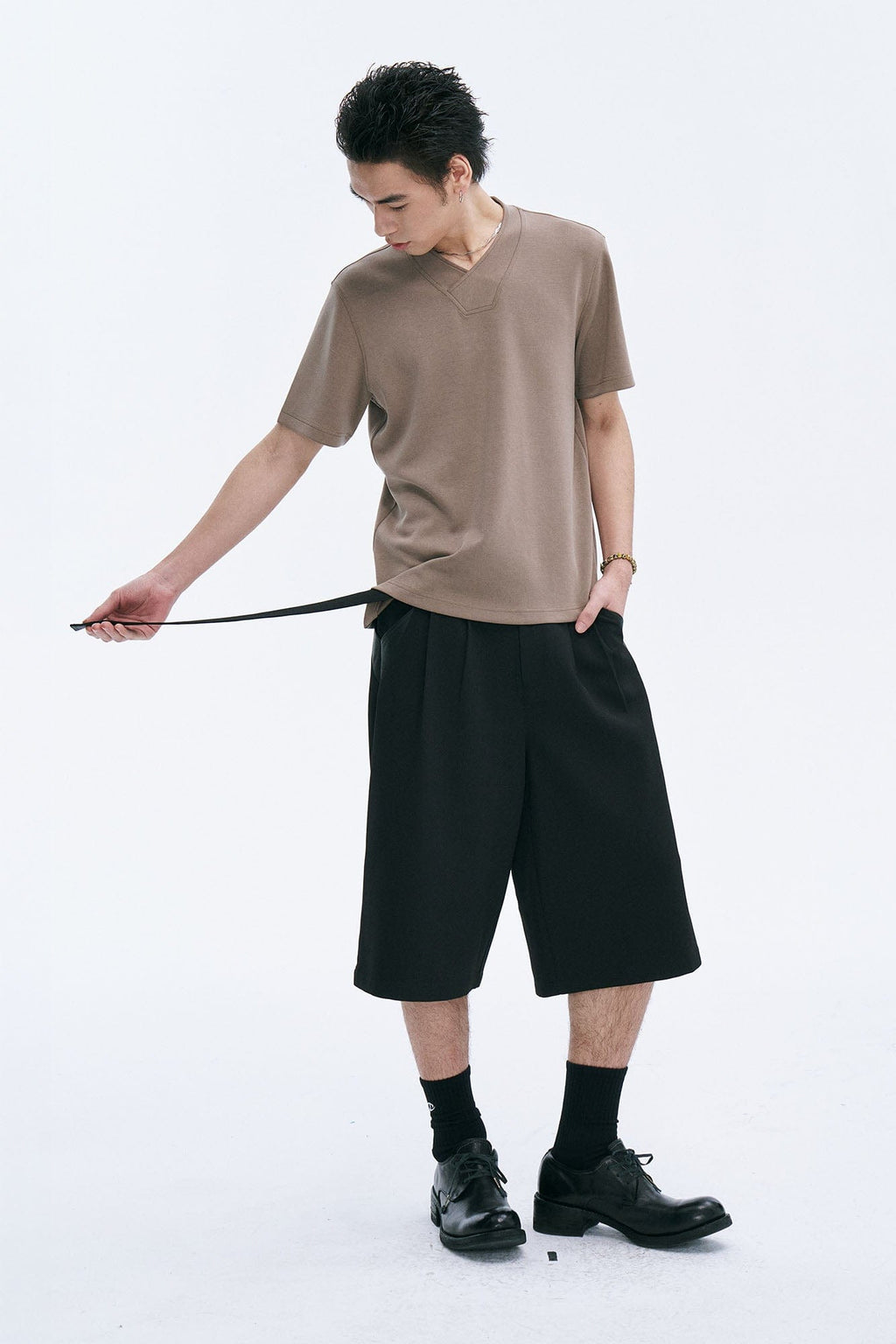 CATSSTAC Pleated Belted Wide-Leg Shorts