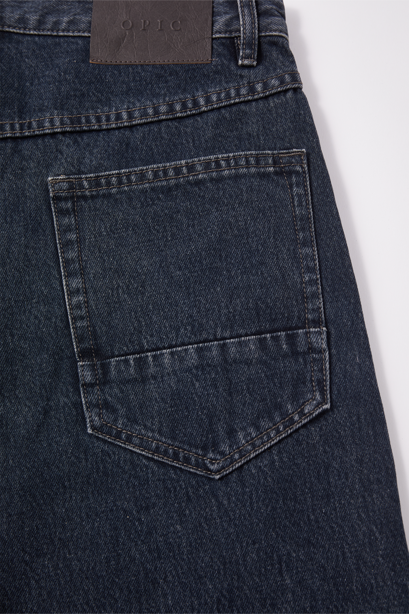 OPICLOTH Retro Washed Straight-Leg Jeans