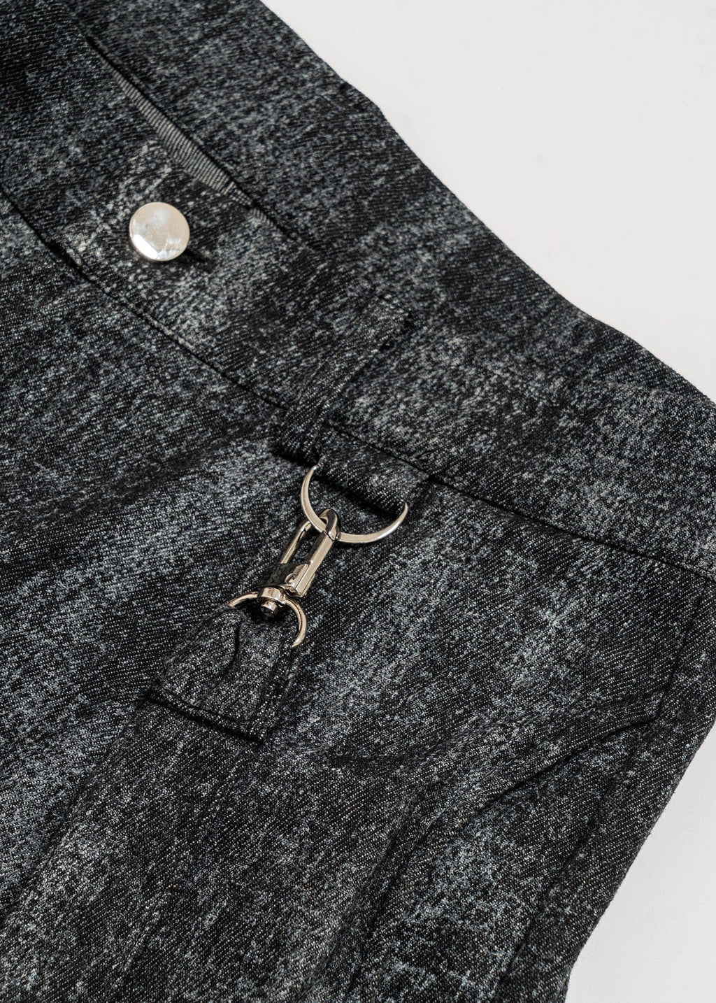 KADAKADA Detachable Ribbon Washed Oversize Flare Jeans