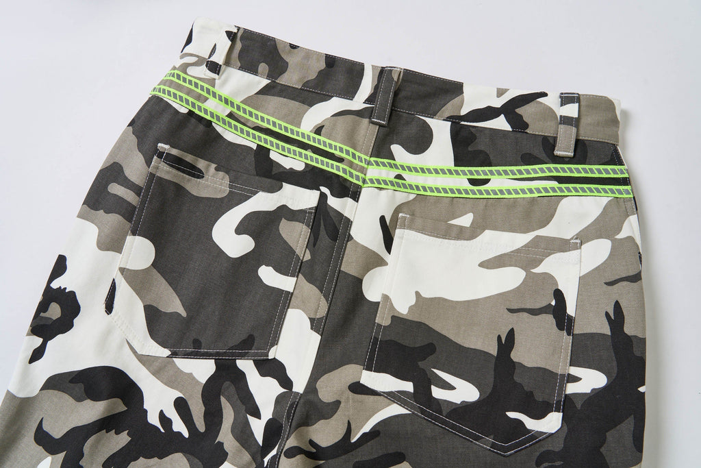 SAVAGEGROWTHWORLD Camo Reflective Multi-Pocket Cargo Pants