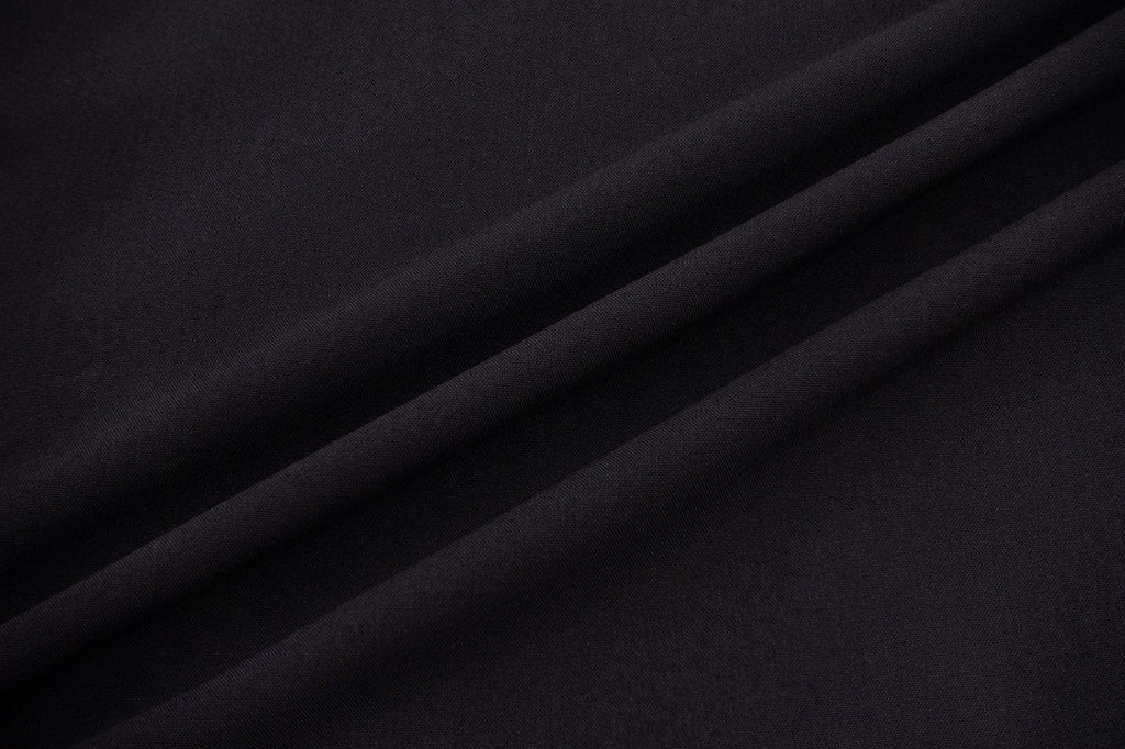 IN EXISTENCE Contrast-Panel Stitch Half Shirt
