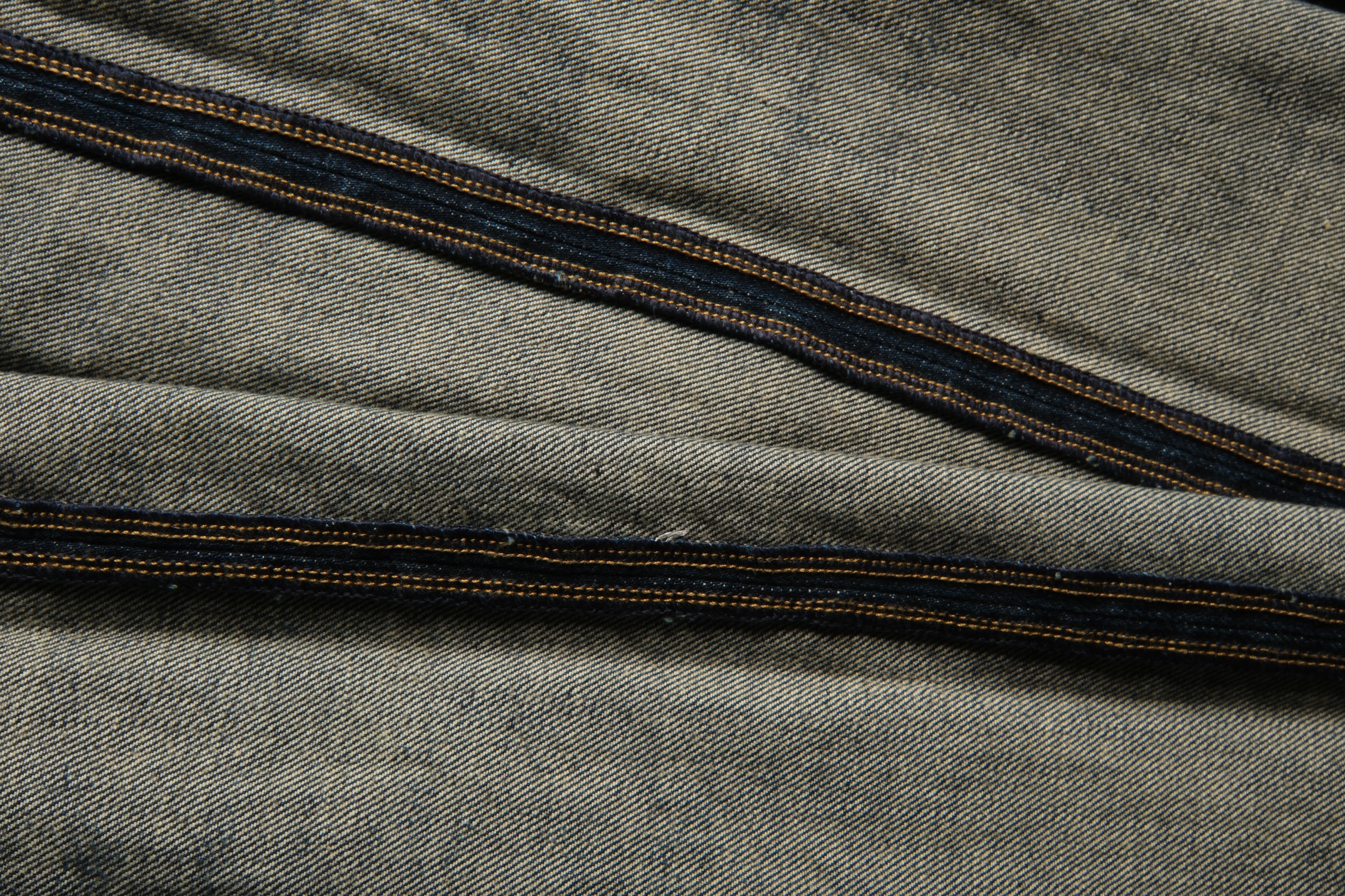 NEIGBORL Washed Distressed Flared Jeans