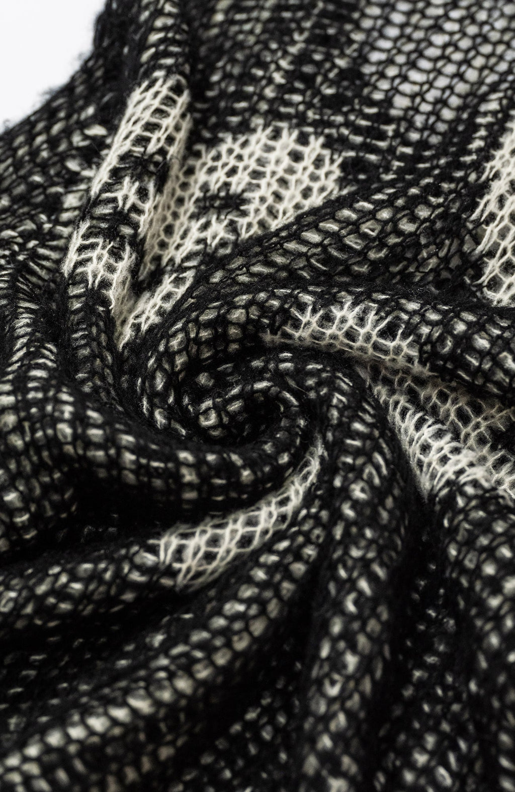 KADAKADA Smiling Heart Jacquard Knit Hoodie