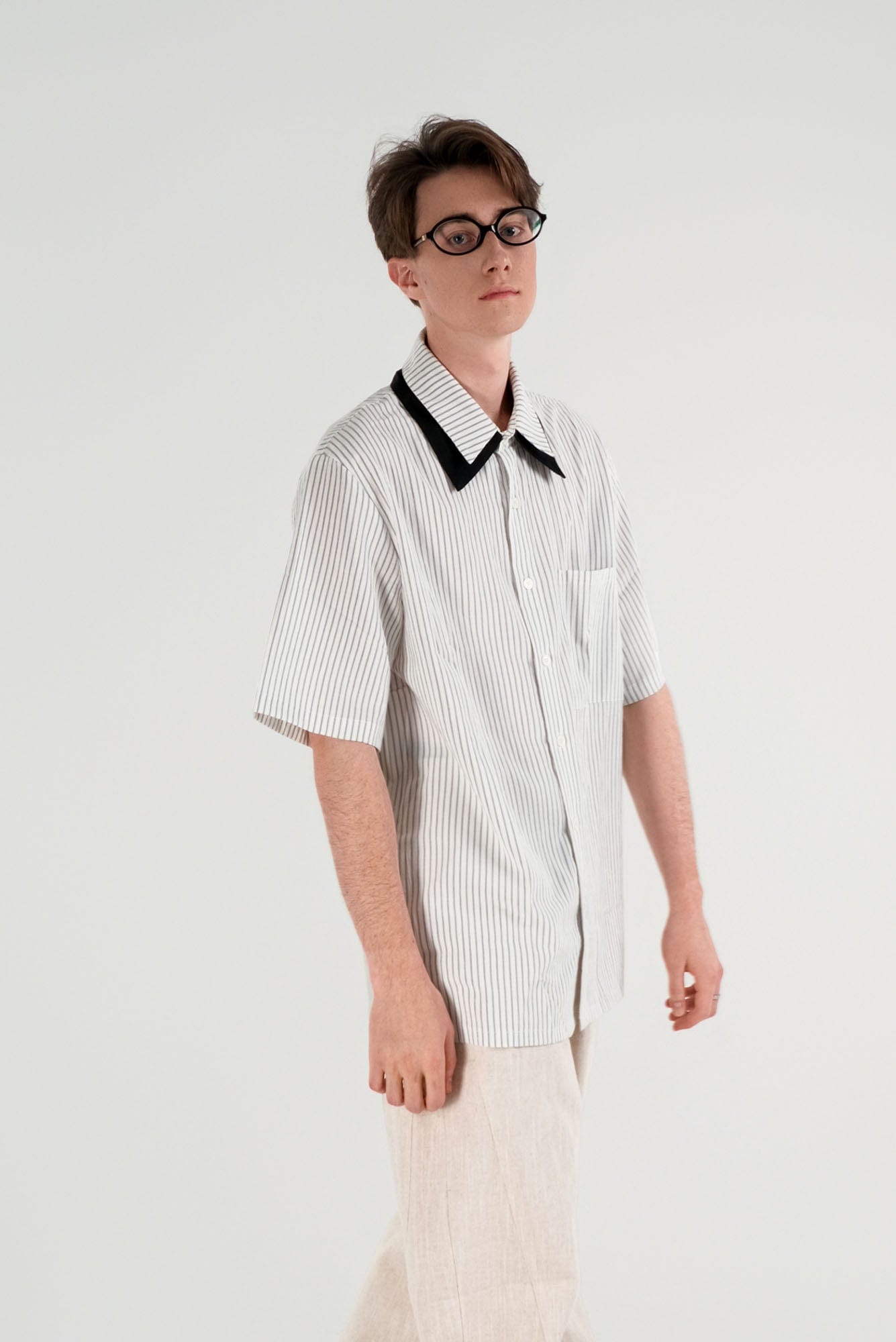 WIID Striped Contrast-Collar Tie-Neck Half Shirt