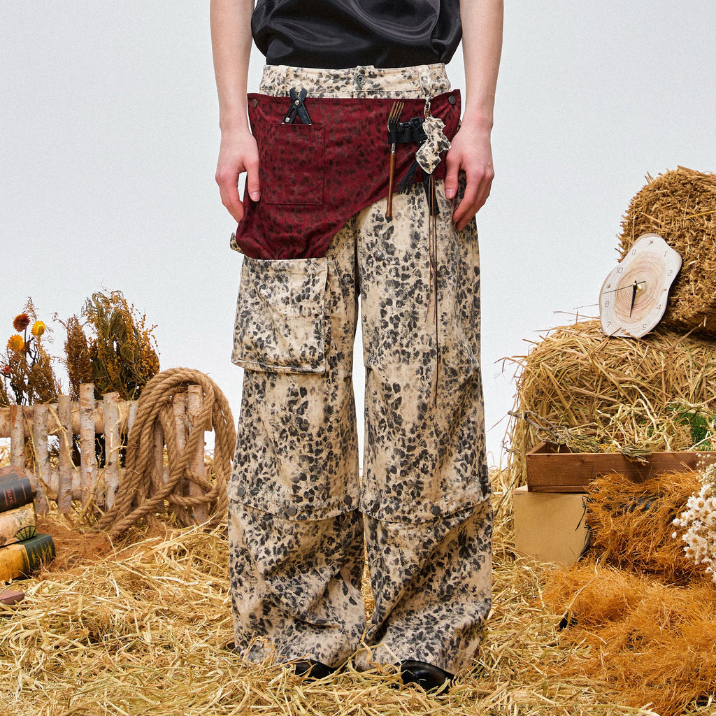 OIPWORD Retro Leopard Detachable Panel Cargo Jeans