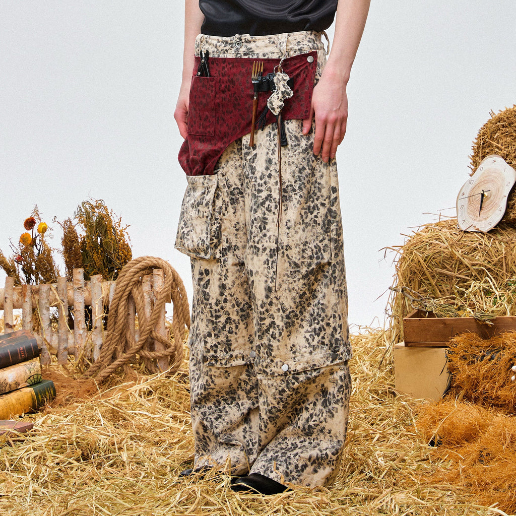 OIPWORD Retro Leopard Detachable Panel Cargo Jeans