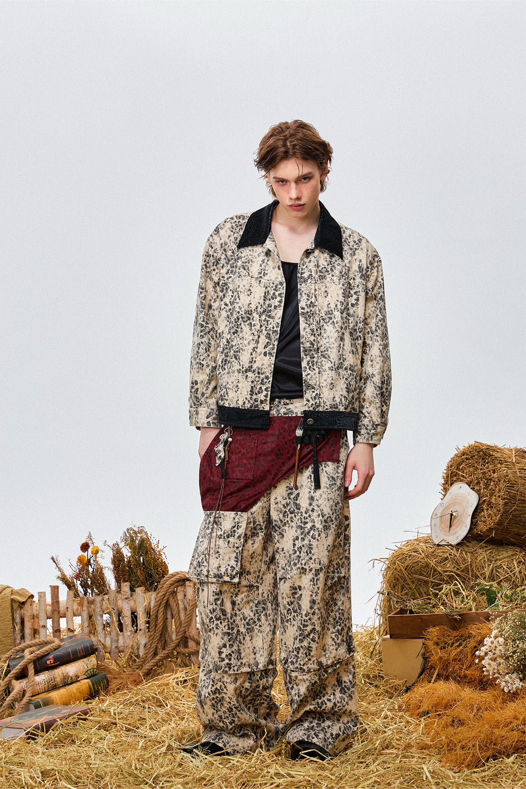 OIPWORD Retro Leopard Detachable Panel Cargo Jeans