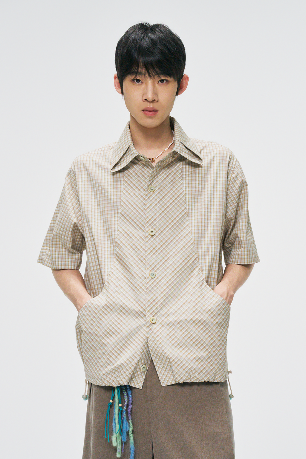 GONGHE REPUB Check Adjustable Hem Half Shirt