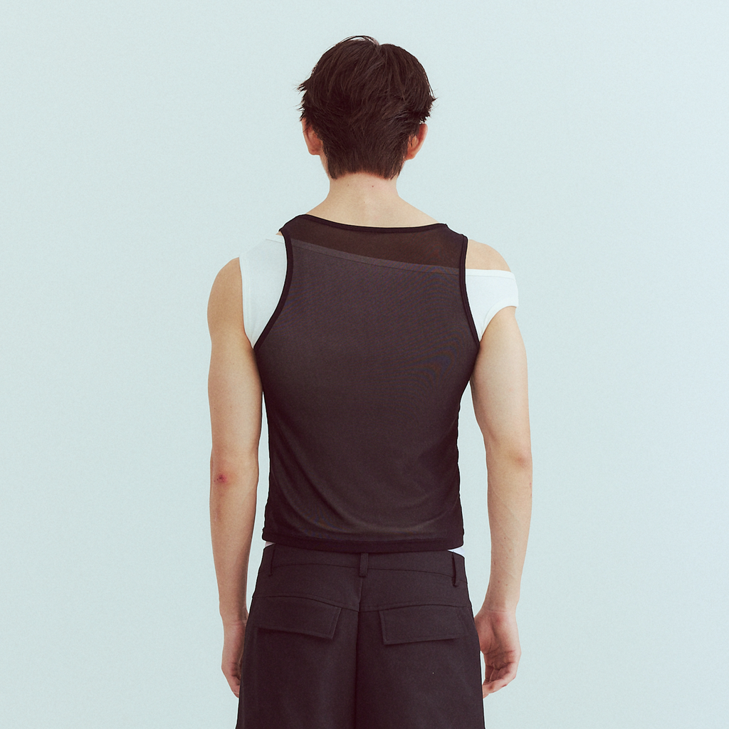KADAKADA Flocked Bear Mesh One-Shoulder Ribbed Tank Set