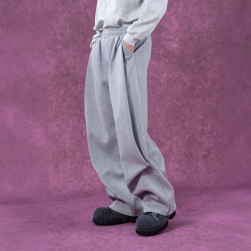 CLP Pleated Wide-Leg Sweatpants
