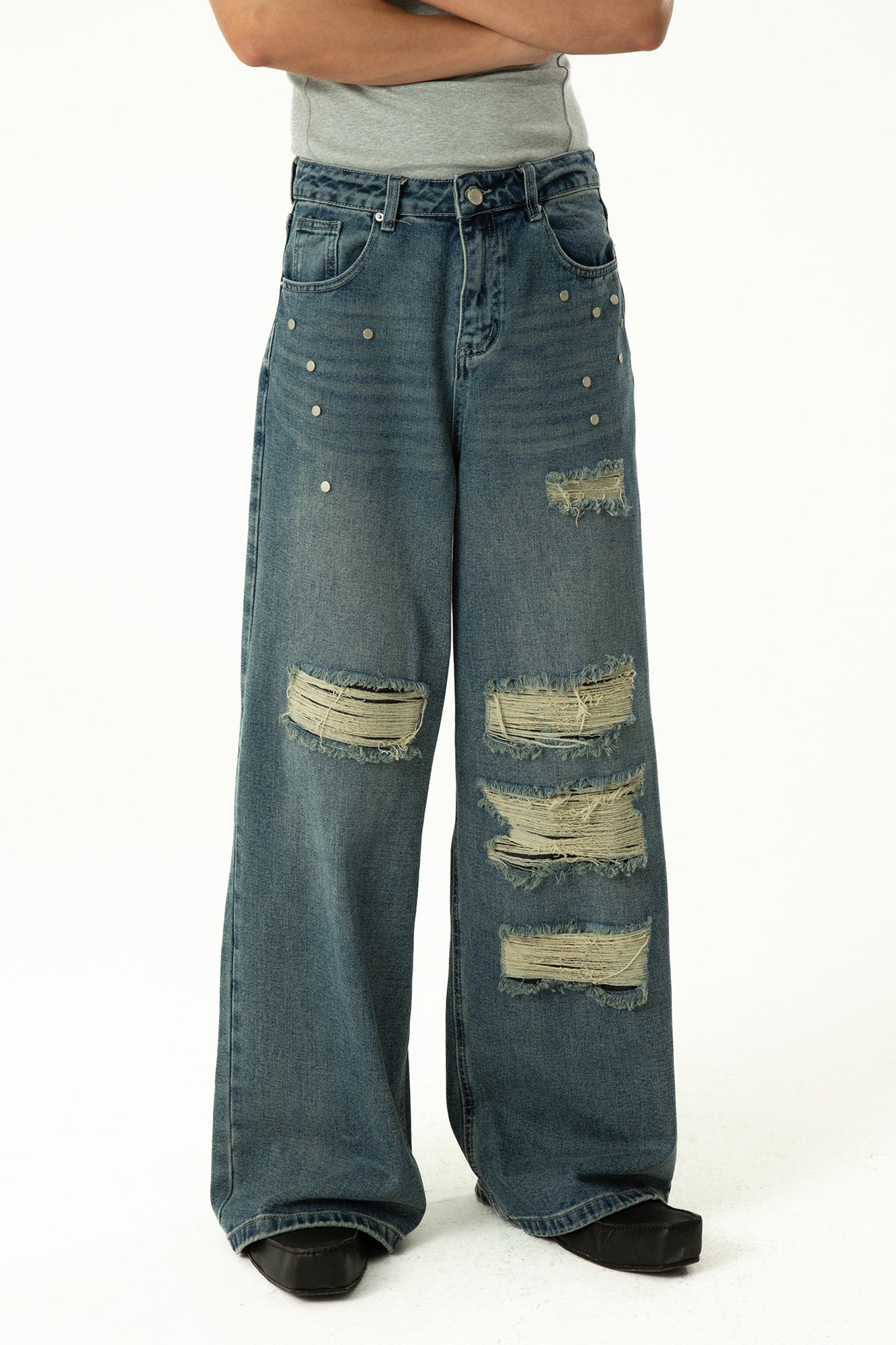 CLP Retro Washed Distressed Rivet Jeans