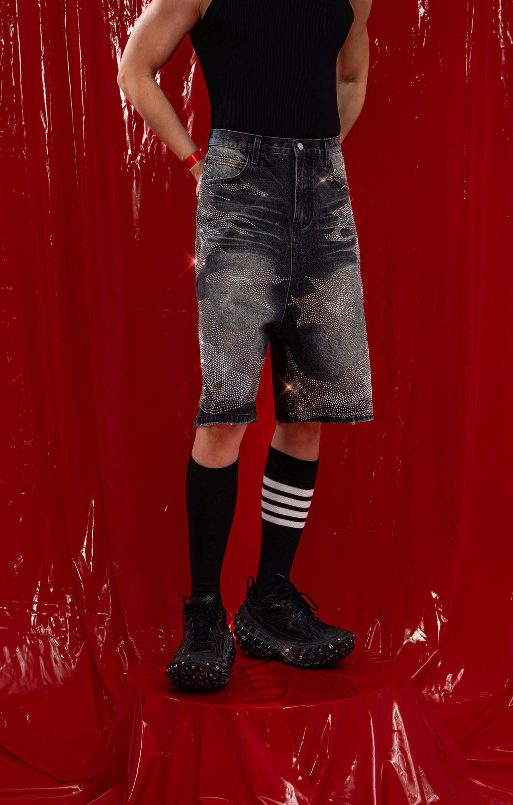 CLP Diamond Distressed Straight-Leg Jorts