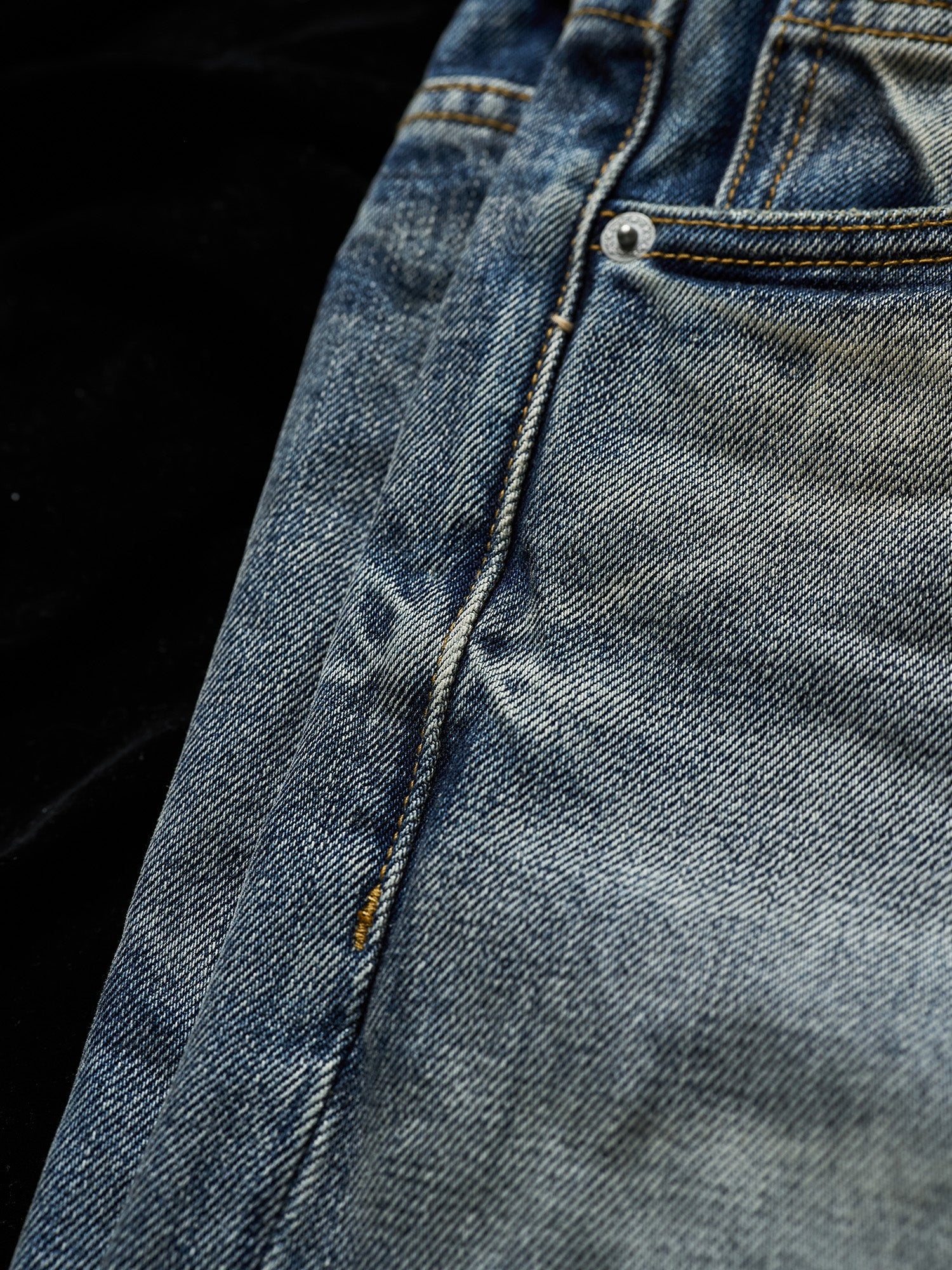 NEIGBORL Whiskering Washed  Straight-Leg Jeans