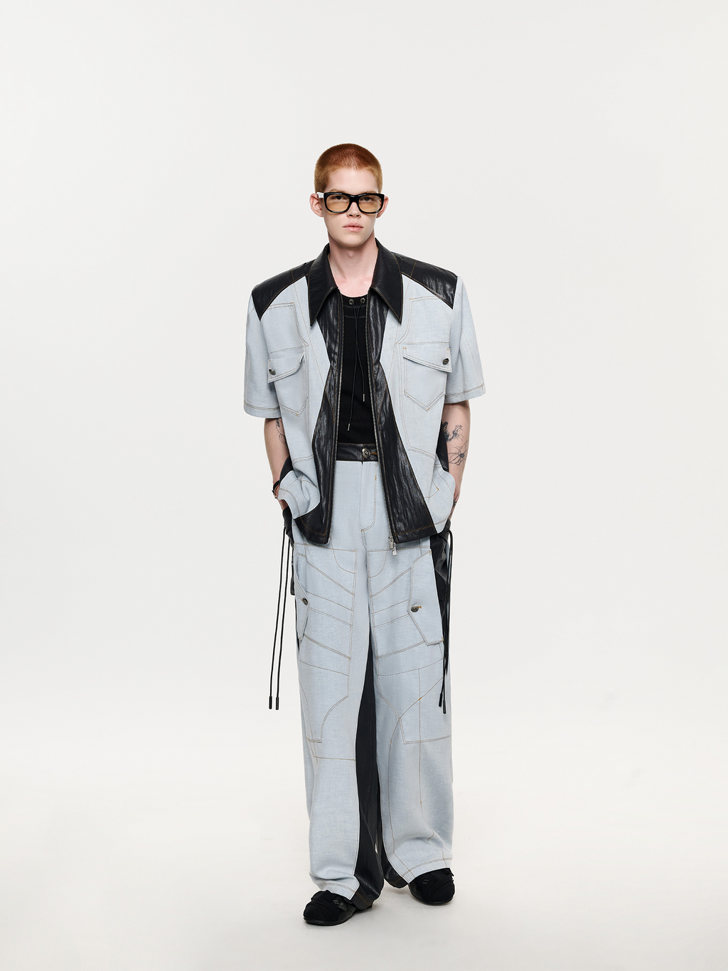 TIWILLTANG Contrast Stitch Paneled Zip-Up Half Shirt
