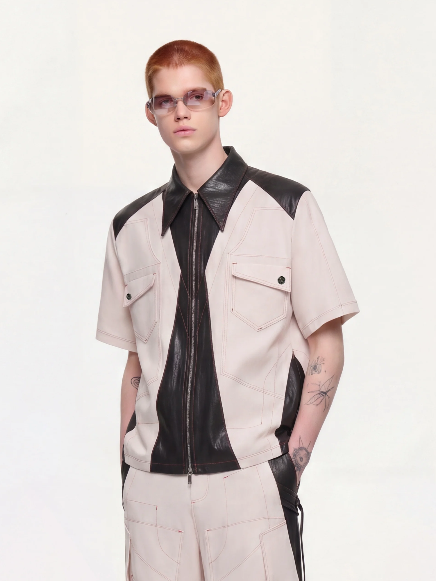 TIWILLTANG Contrast Stitch Paneled Zip-Up Half Shirt