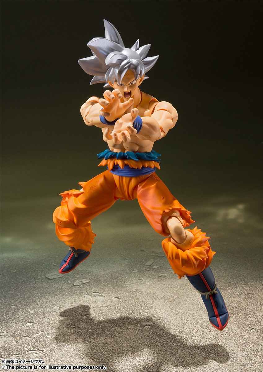 S.H. Figuarts Dragon Ball Super Son Goku Ultra Instinct (Reissue) Action Figure