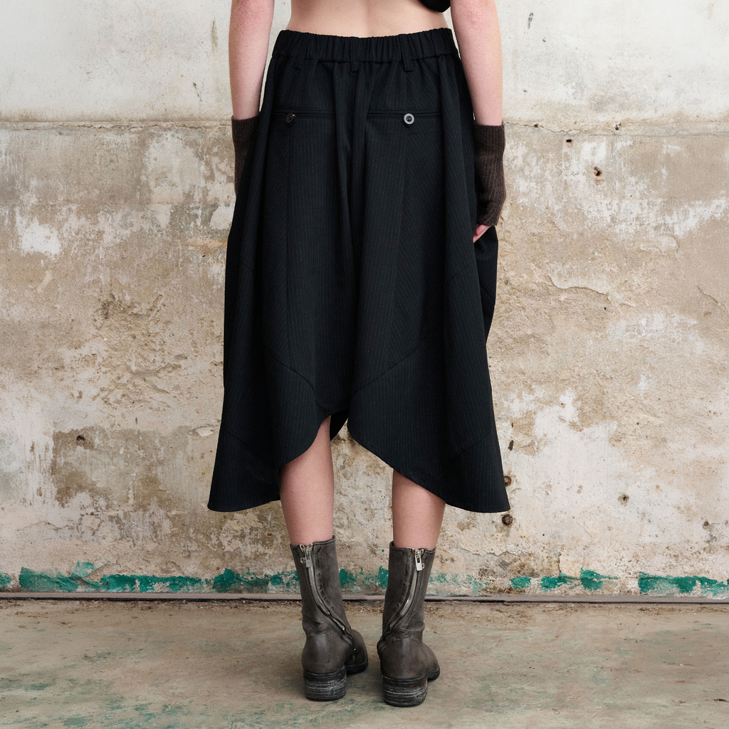 ILNya Nieternite Nifutur Pinstripe Balloon Skort Pants