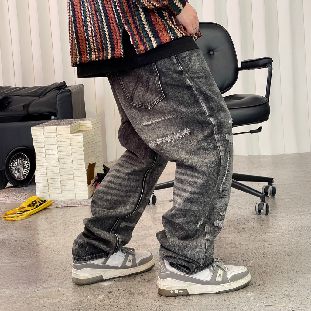 ME DA IGUAL Washed Destroyed Patch Straight-Leg Jeans