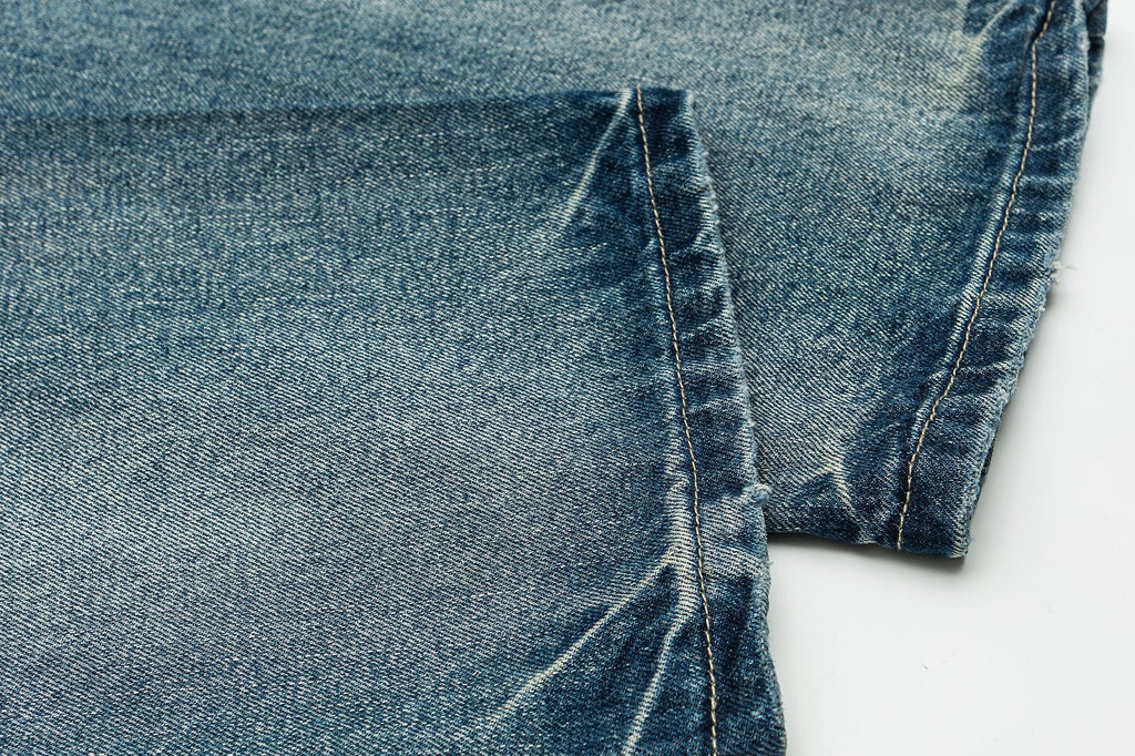 ME DA IGUAL Distressed Ripped Whisker Washed Jeans