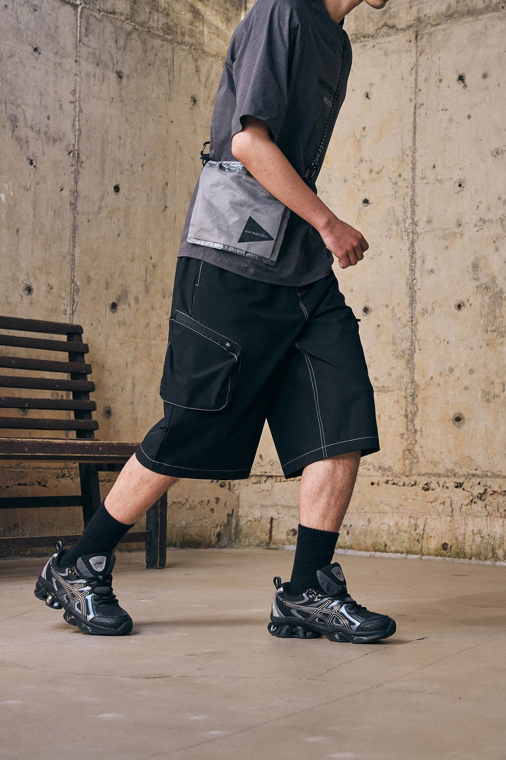 ENSHADOWER Stitched Multi-Pocket Cargo Shorts